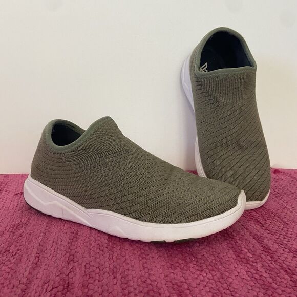 Vessi Cityscape Waterproof Slip On Knit Sneakers Olive Green Size 7 - Picture 1 of 11